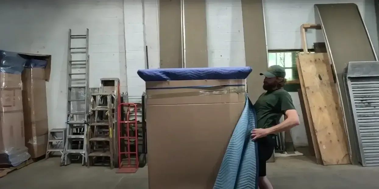 Moving gallery photo 1